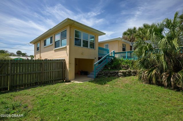 329 Euclid Avenue, Daytona Beach, FL 32118