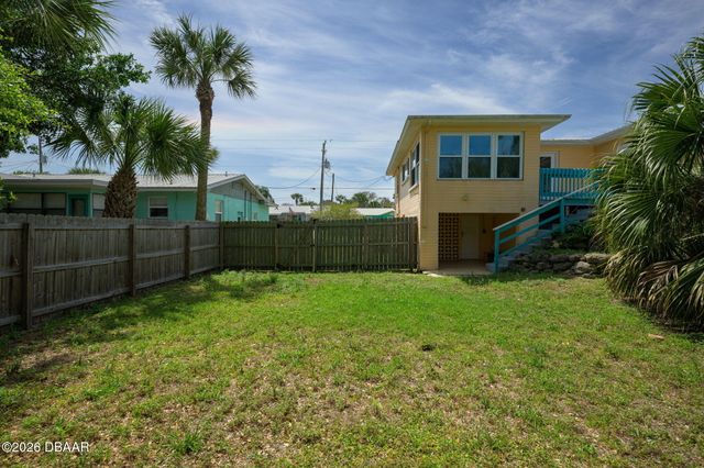 329 Euclid Avenue, Daytona Beach, FL 32118