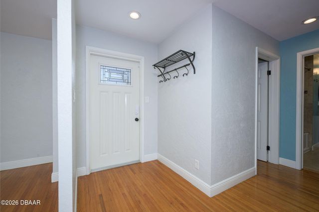 329 Euclid Avenue, Daytona Beach, FL 32118