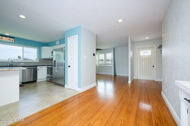 329 Euclid Avenue, Daytona Beach, FL 32118