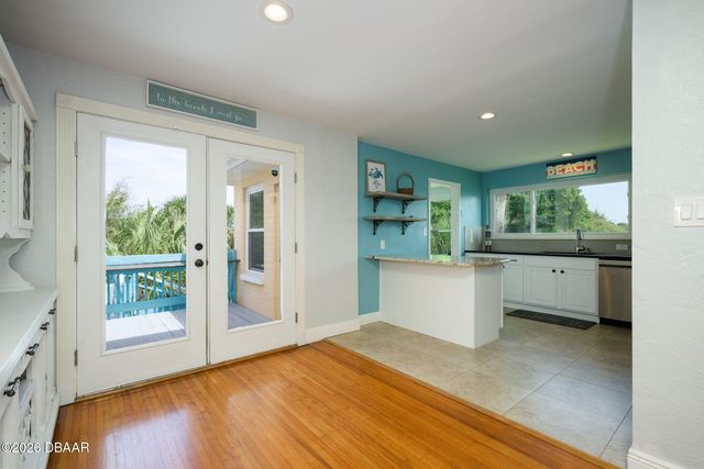 329 Euclid Avenue, Daytona Beach, FL 32118