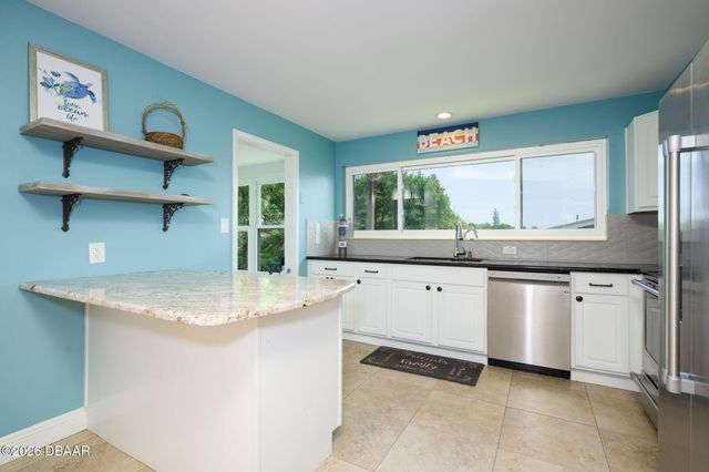 329 Euclid Avenue, Daytona Beach, FL 32118