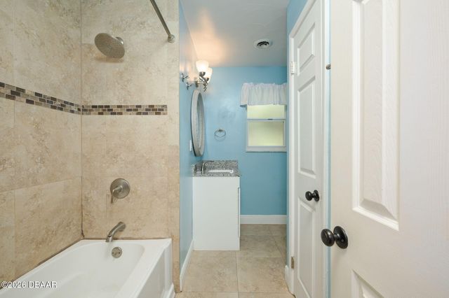 329 Euclid Avenue, Daytona Beach, FL 32118