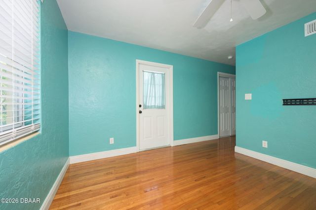 329 Euclid Avenue, Daytona Beach, FL 32118