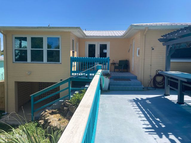 329 Euclid Avenue, Daytona Beach, FL 32118