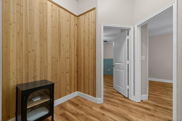 976 Northampton Drive, Conroe, TX 77303