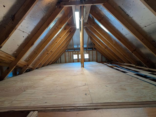 976 Northampton Drive, Conroe, TX 77303