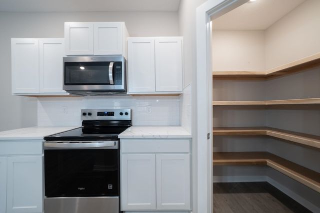 17000 W Lawson St, Goddard, KS 67052