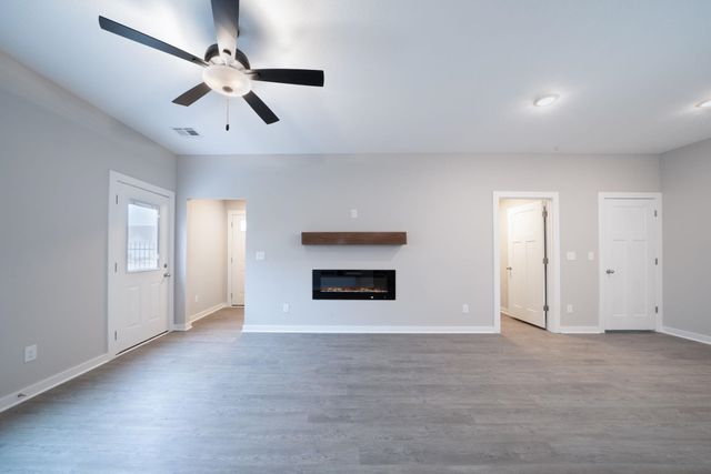 17000 W Lawson St, Goddard, KS 67052