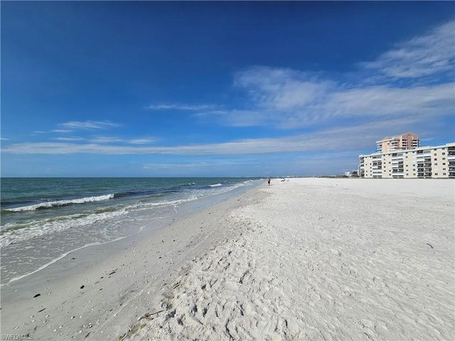 4571 Bay Beach LN # 373, Fort Myers Beach, FL 33931