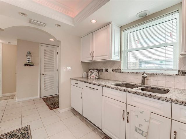 4571 Bay Beach LN # 373, Fort Myers Beach, FL 33931