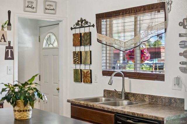8248 Pearl Street, Denver, CO 80229