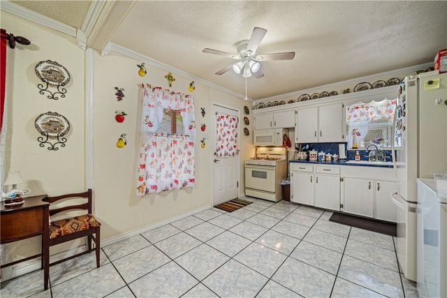 4505 Moravian Dr, Corpus Christi, TX 78415