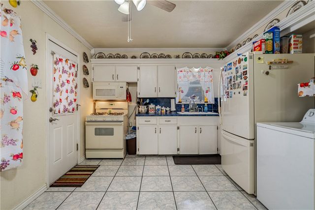 4505 Moravian Dr, Corpus Christi, TX 78415