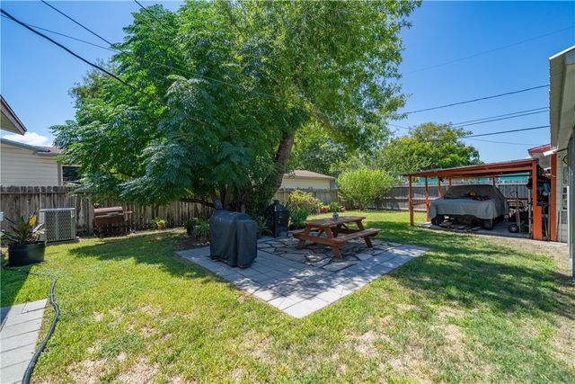 4505 Moravian Dr, Corpus Christi, TX 78415