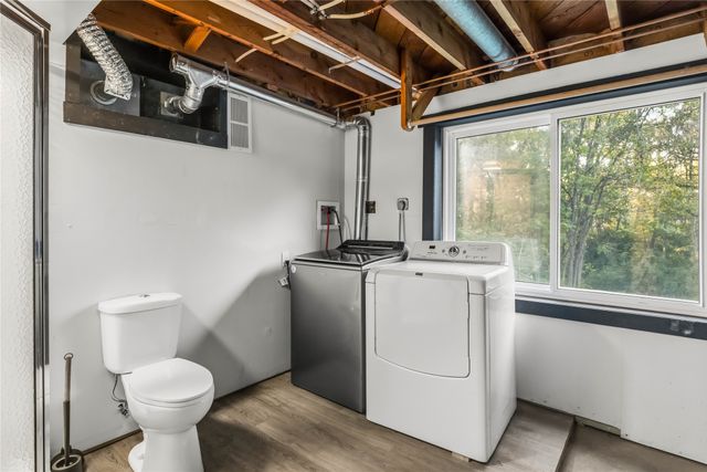 2904 Shadyoak Drive, Des Moines, IA 50310