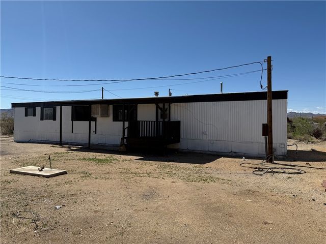 5232 N Cove Road, Golden Valley, AZ 86413