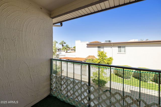 756 E JOAN D ARC Avenue, Phoenix, AZ 85022