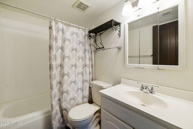 756 E JOAN D ARC Avenue, Phoenix, AZ 85022