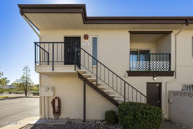 756 E JOAN D ARC Avenue, Phoenix, AZ 85022