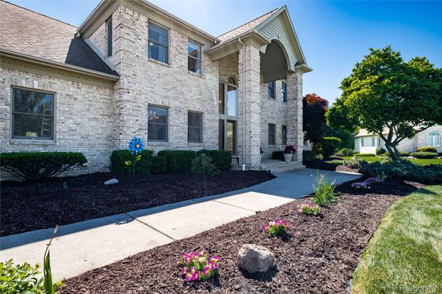 5098 Harvest Lane, Vienna Charter Township, MI 48420