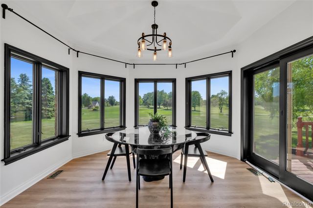 5098 Harvest Lane, Vienna Charter Township, MI 48420