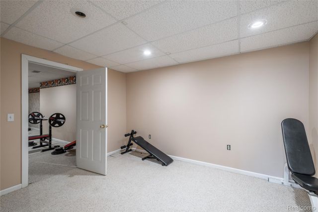 5098 Harvest Lane, Vienna Charter Township, MI 48420