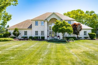 5098 Harvest Lane, Vienna Charter Township, MI 48420