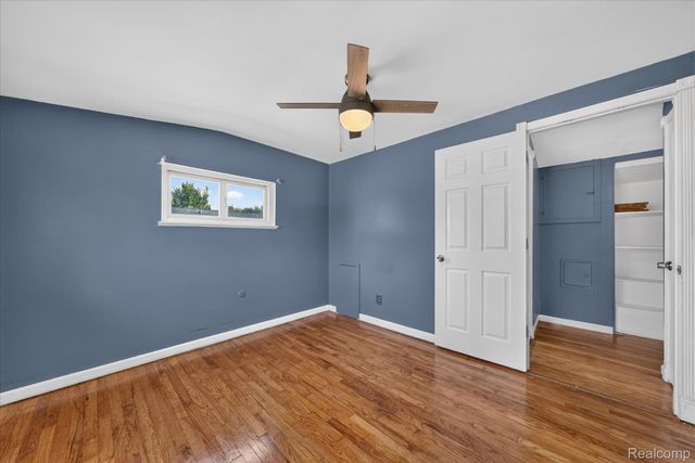8599 Clinton River Road, Sterling Heights, MI 48314