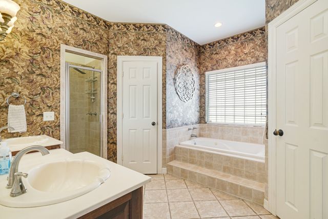 3630 Darnell Drive, Paris, TX 75462
