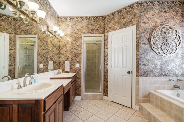 3630 Darnell Drive, Paris, TX 75462