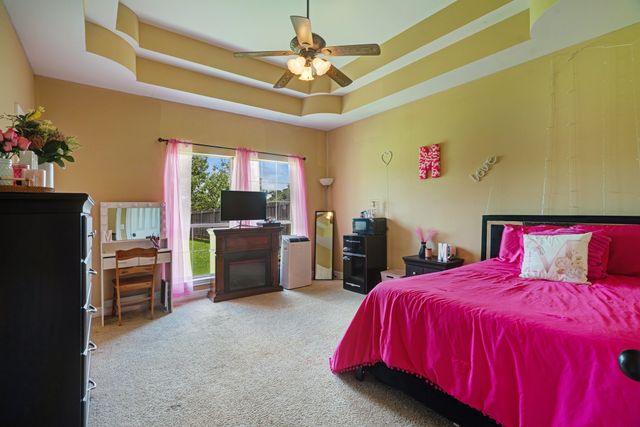 3630 Darnell Drive, Paris, TX 75462