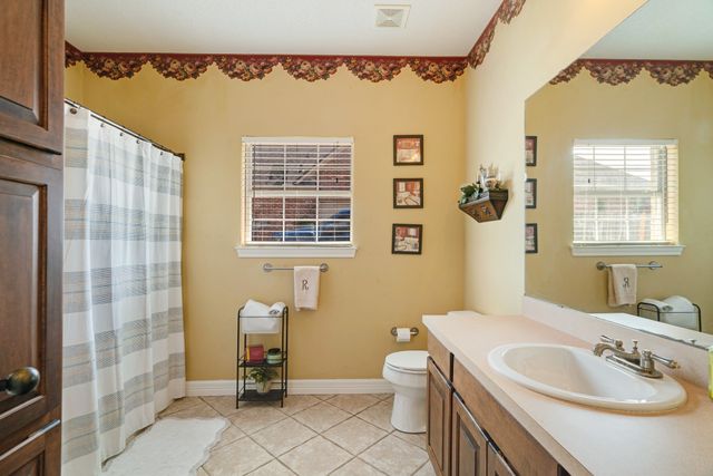 3630 Darnell Drive, Paris, TX 75462