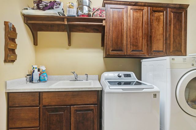 3630 Darnell Drive, Paris, TX 75462