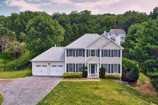 9 Dawns Road, New Milford, CT 06776