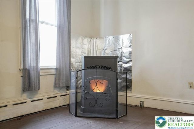 627 East Patterson Street, Lansford Boro, PA 18232