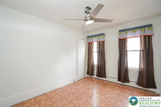 627 East Patterson Street, Lansford Boro, PA 18232