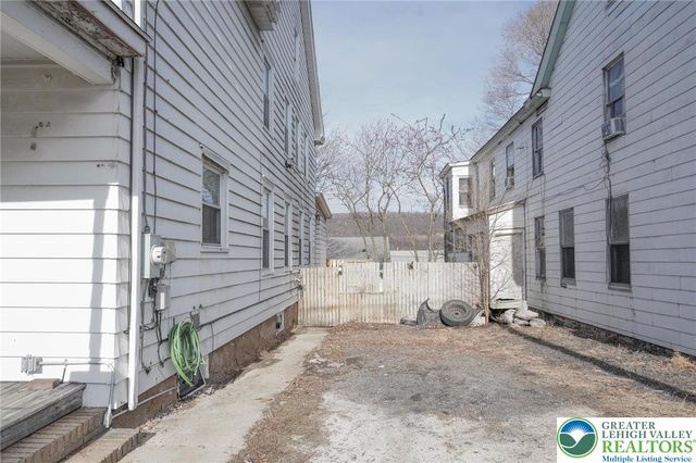 627 East Patterson Street, Lansford Boro, PA 18232