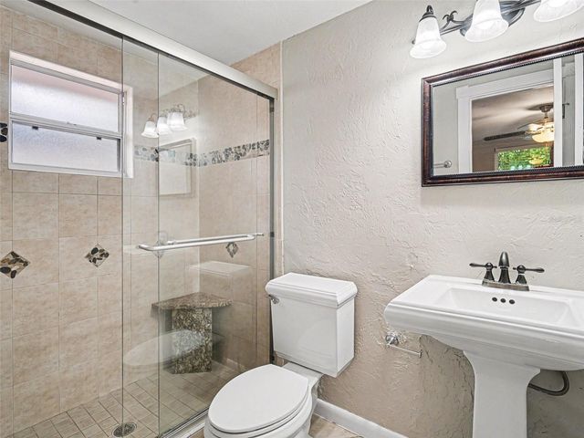 2111 FAIRFIELD AVENUE, Sarasota, FL 34232