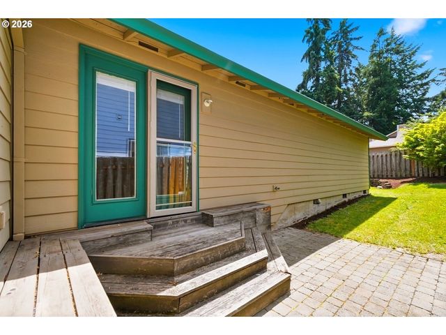 15027 Sw BARCELONA Way, Beaverton, OR 97007