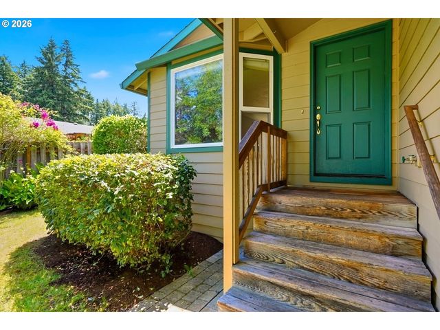 15027 Sw BARCELONA Way, Beaverton, OR 97007