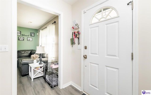 1889S S Woodland Drive, Radcliff, KY 40160