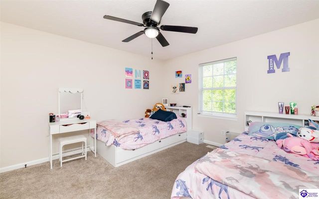 1889S S Woodland Drive, Radcliff, KY 40160