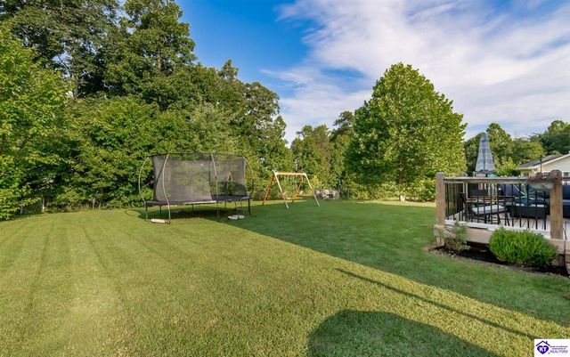 1889S S Woodland Drive, Radcliff, KY 40160