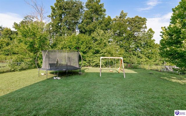 1889S S Woodland Drive, Radcliff, KY 40160