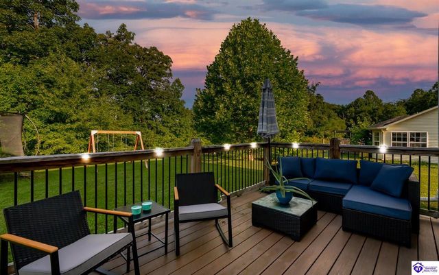1889S S Woodland Drive, Radcliff, KY 40160