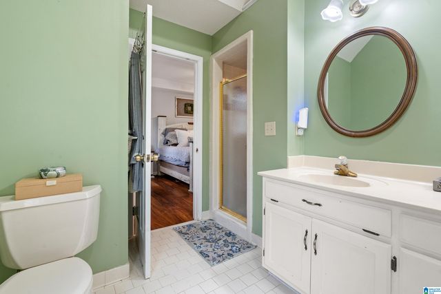 135 BARON DRIVE, Chelsea, AL 35043