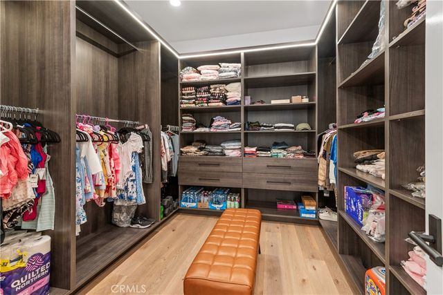 25410 PRADO DE LAS BELLOTAS, Calabasas, CA 91302