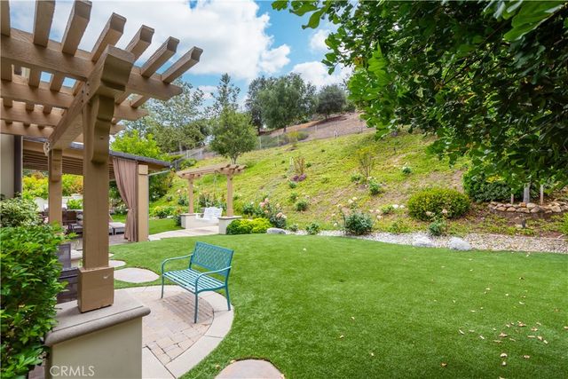 25410 PRADO DE LAS BELLOTAS, Calabasas, CA 91302