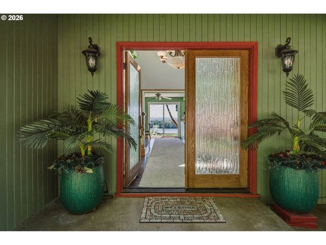 650 Nw BRADY Rd, Camas, WA 98607